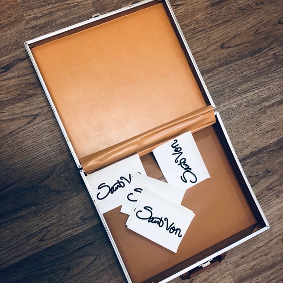 Suitcases art work - Picture 4 of 5